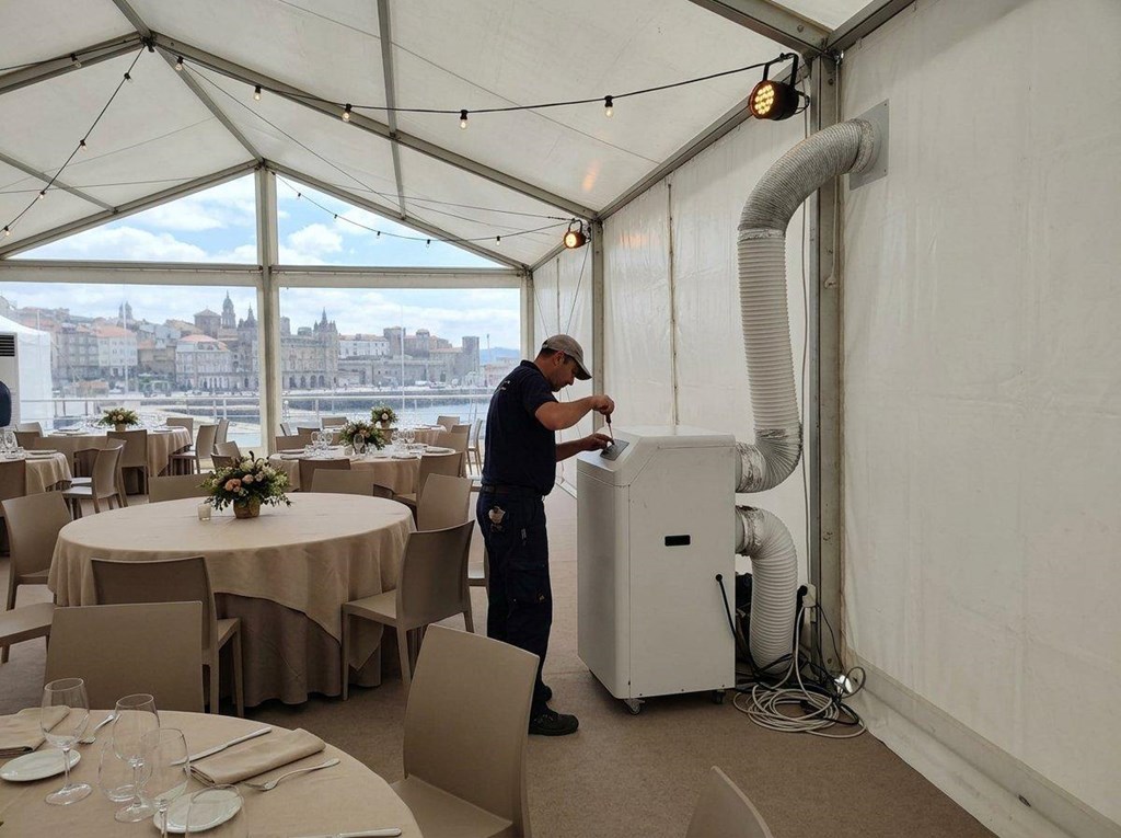 Foto 1 Alquiler de equipos de climatización frío/calor en A Coruña para eventos, carpas y bodegas